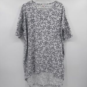 Lularoe Disney Top Women Medium White Black Flounder Short Sleeve Oversize Comfy
